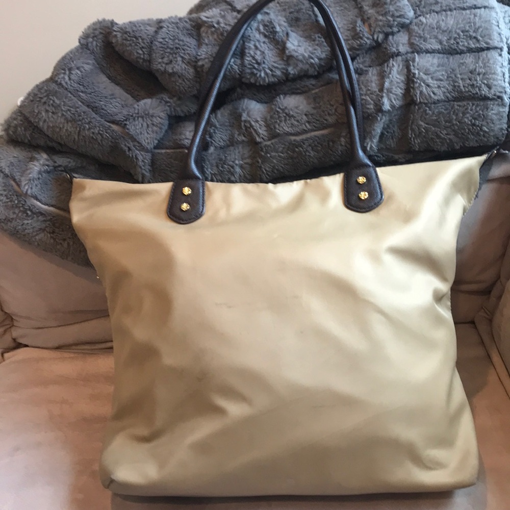 C. Wonder Beige Medium Rayme Tote - Picture 4 of 8
